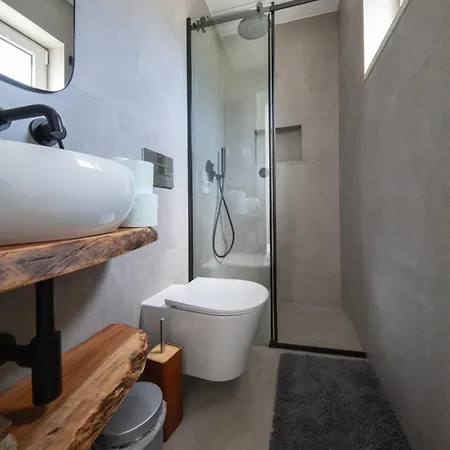 Quinta Da Costeira - Casa Azul Do Limoal By Alponte Arcos de Valdevez